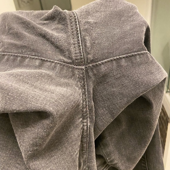 Faded Black Jeans - Picture 6 of 7